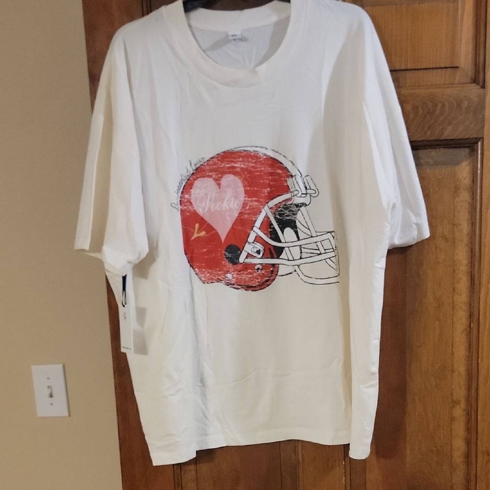 Quintessential Love Pookie Tshirt